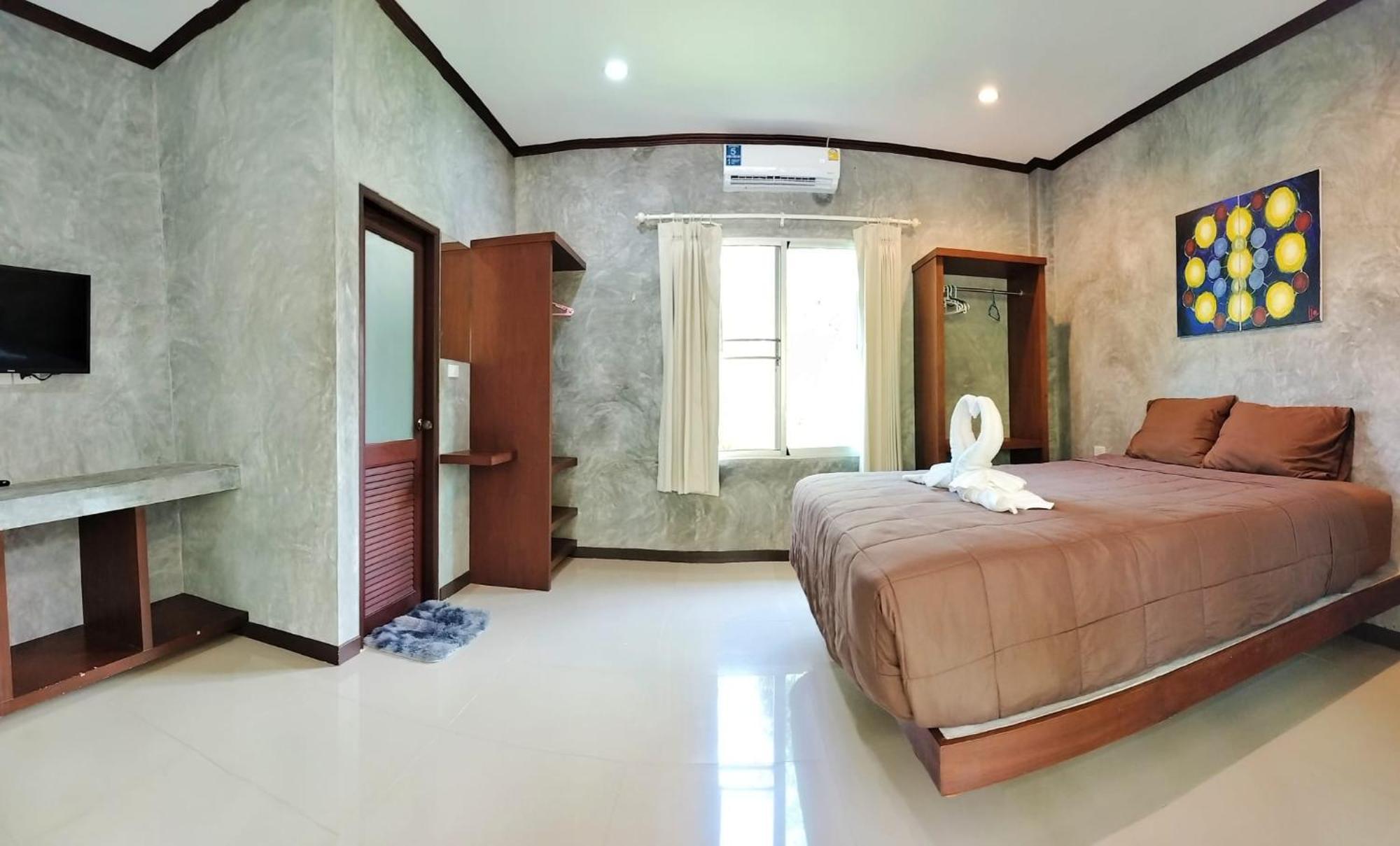 The Zohan & Travel Agency Aparthotel