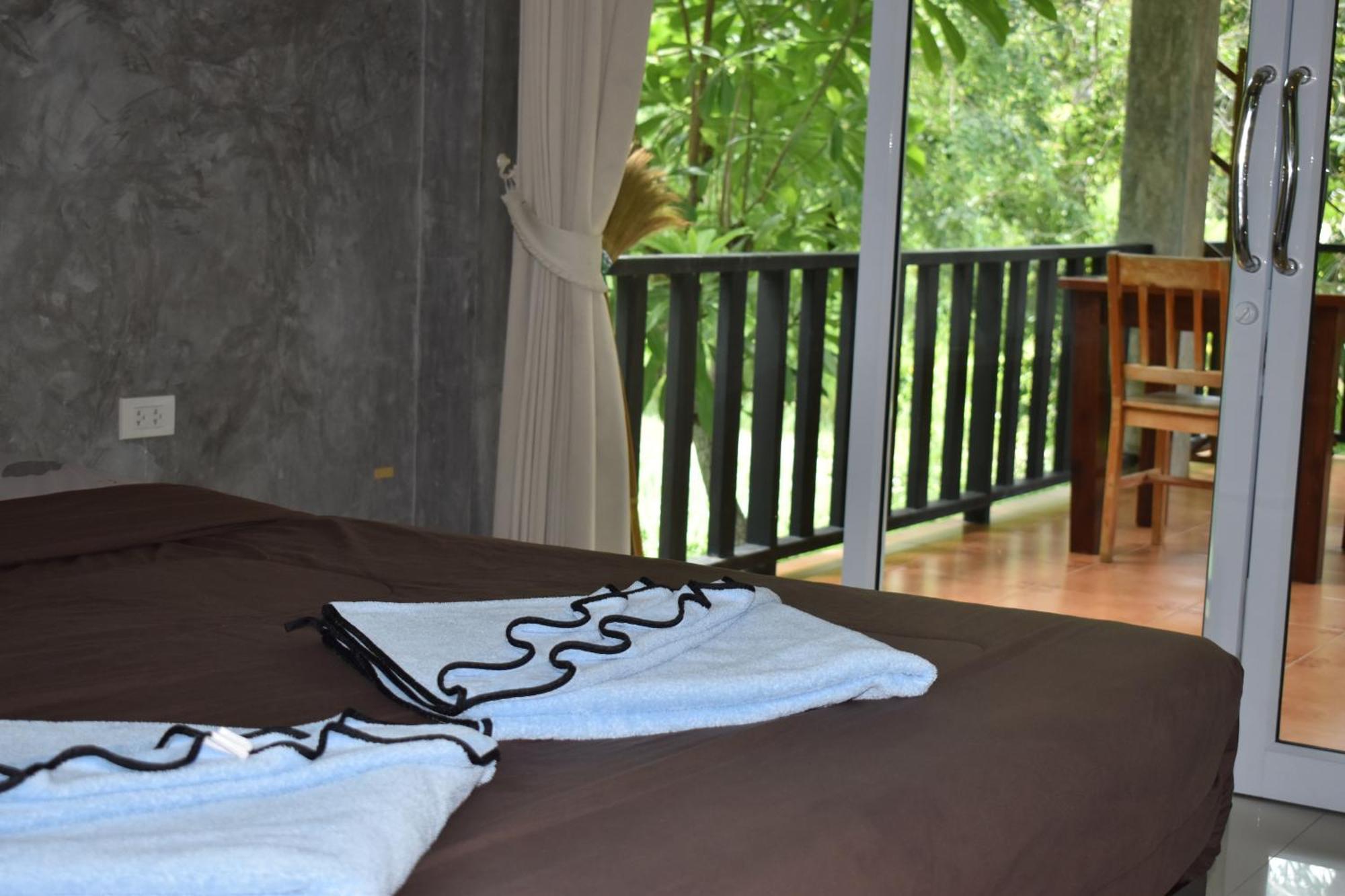 The Zohan & Travel Agency Aparthotel *